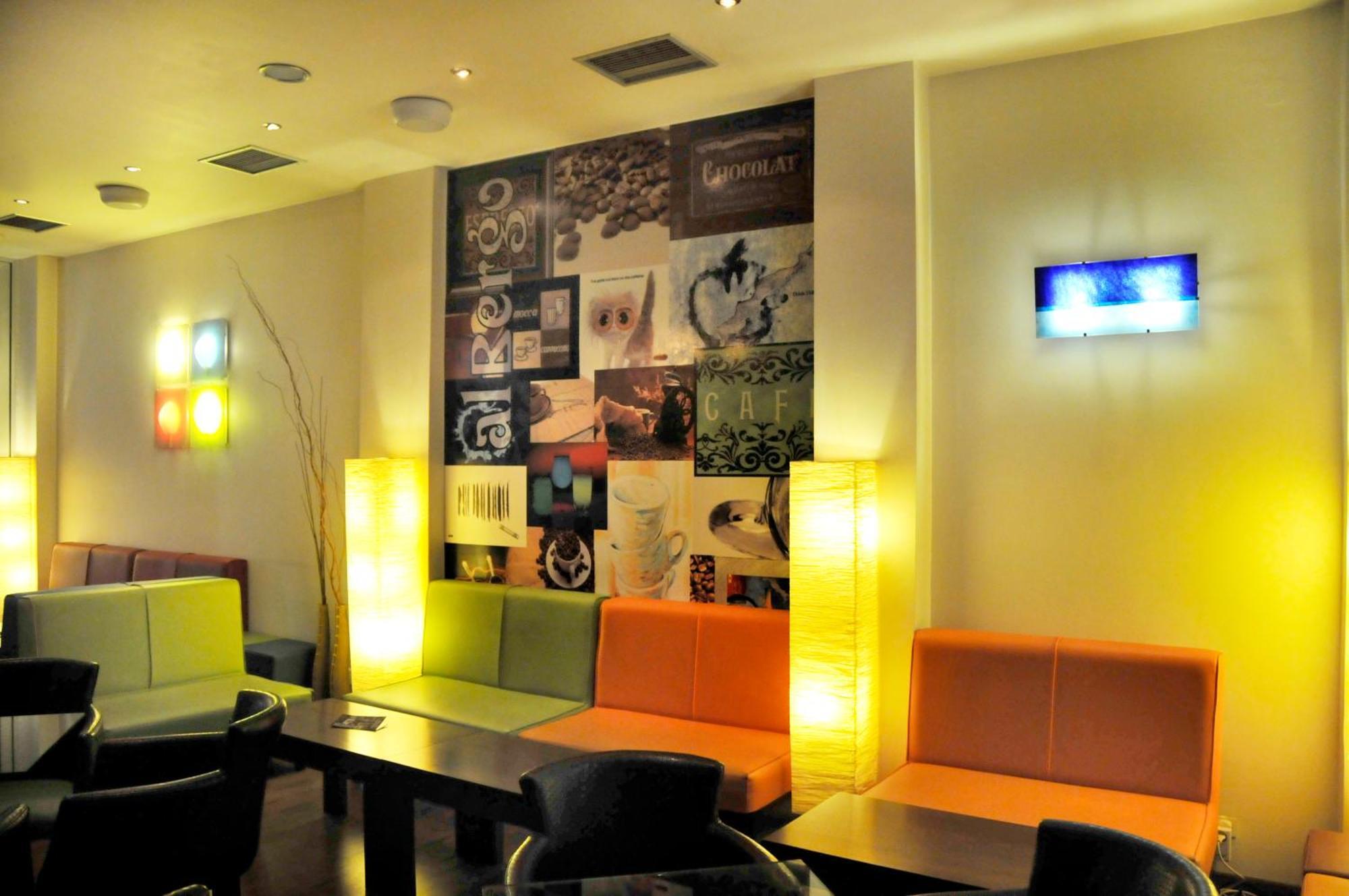 Lamía Hotel Elena מראה חיצוני תמונה
